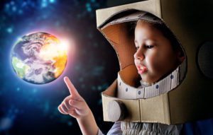 123RF.com_39167895_child is dressed in an astronaut costume by choreograph 1000X636-min